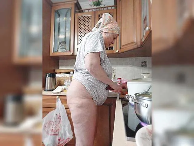 Live sex webcam photo for Marionaa #277528571