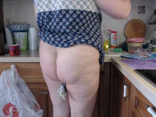 Live sex webcam photo for Marionaa #277945472