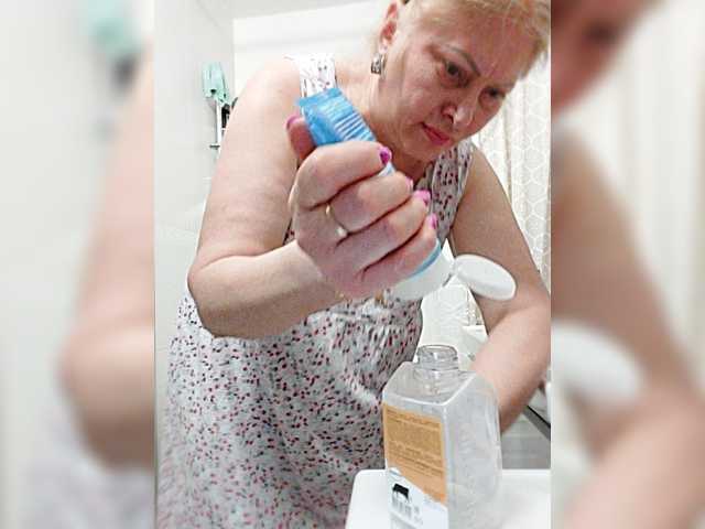 Live sex webcam photo for Marionaa #278051547