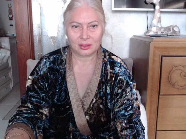 Live sex webcam photo for Marionaa #289094030