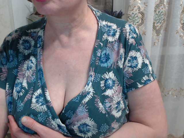 Live sex webcam photo for Marionaa #290622625