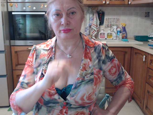 Live sex webcam photo for Marionaa #290730817