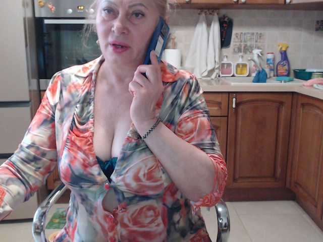 Live sex webcam photo for Marionaa #290771211