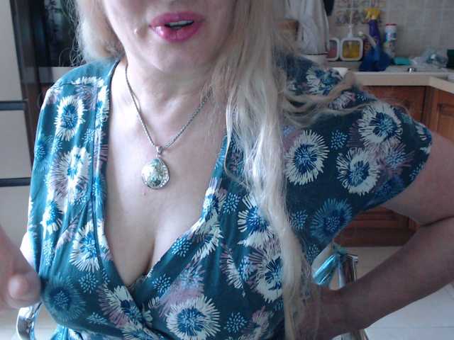 Live sex webcam photo for Marionaa #290785664