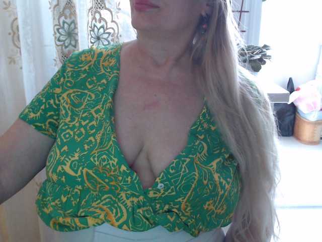 Live sex webcam photo for Marionaa #290983590