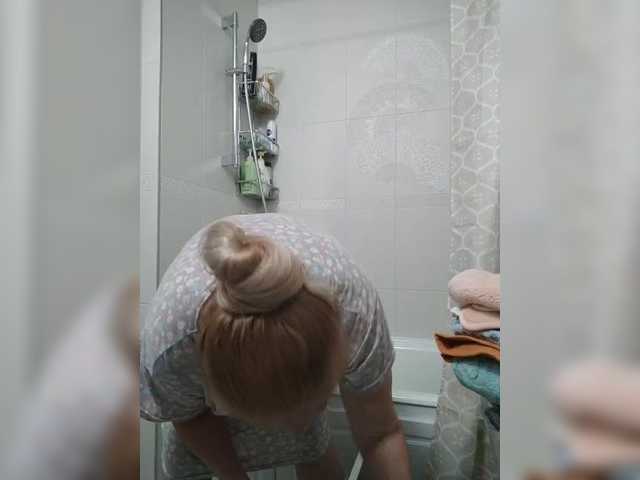 Live sex webcam photo for Marionaa #291002097