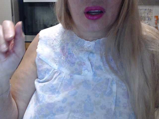 Live sex webcam photo for Marionaa #291969038