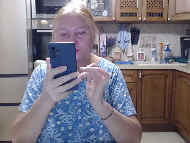 Live sex webcam photo for Marionaa #292097842