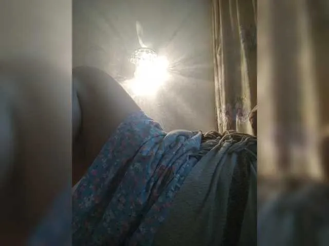 Live sex webcam photo for Marionaa #292182111