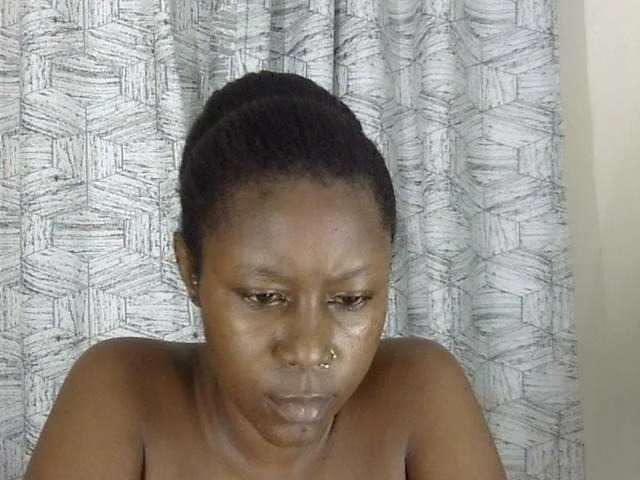 Live sex webcam photo for Marionlolo #292265036