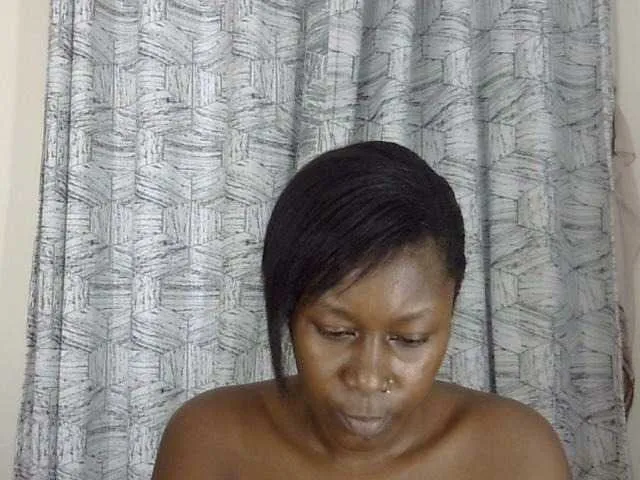 Live sex webcam photo for Marionlolo #292276968