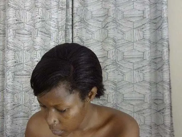 Live sex webcam photo for Marionlolo #292325119