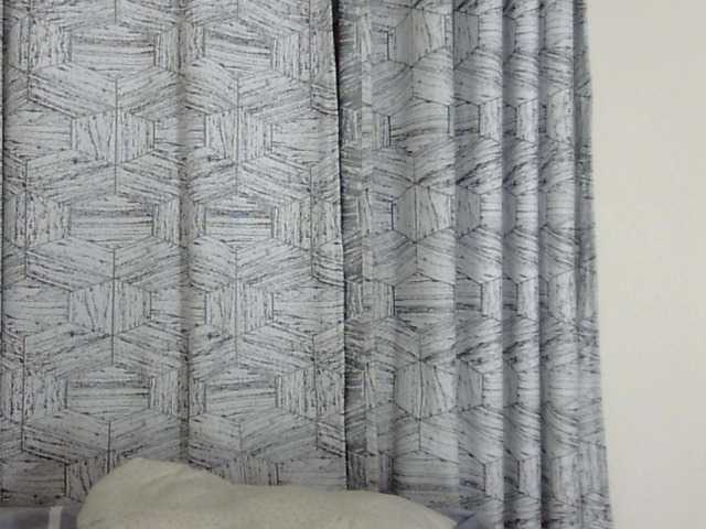 Live sex webcam photo for Marionlolo #292411877