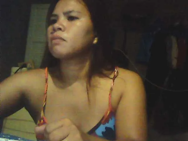 Live sex webcam photo for Maripossa888 #276218719