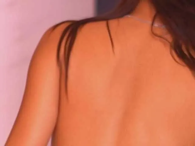 Live sex webcam photo for MarisaDevone #291776424