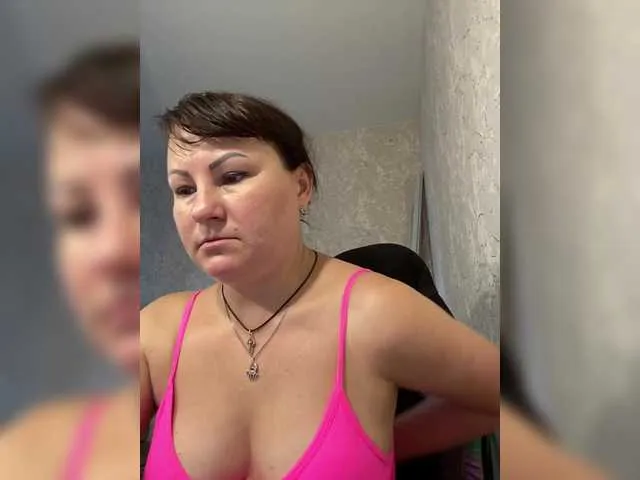 Live sex webcam photo for MarissaKiss #291776541