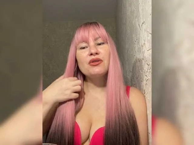 Live sex webcam photo for MarissaKiss #292191382