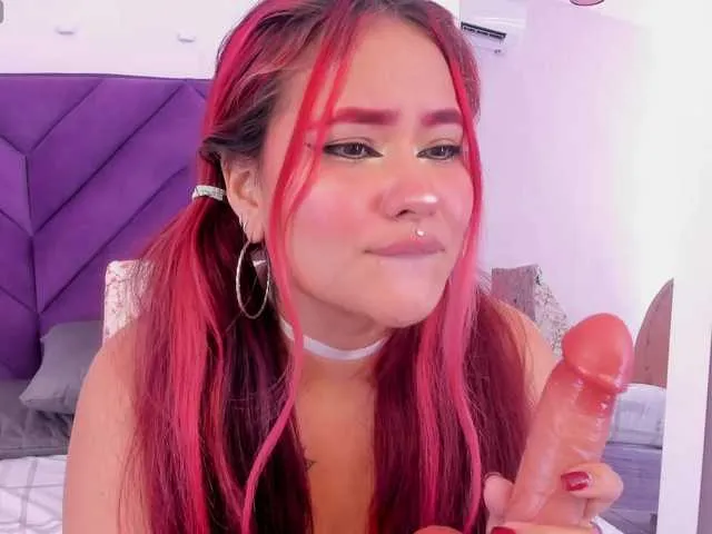 Live sex webcam photo for Maristxxr #278023045