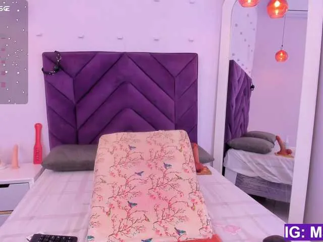 Live sex webcam photo for Maristxxr #278260758