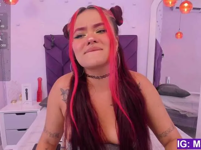 Live sex webcam photo for Maristxxr #289647600