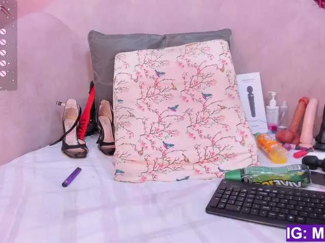 Live sex webcam photo for Maristxxr #290032053