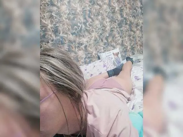 Live sex webcam photo for MariyKis #276968997