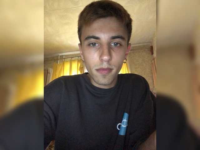 Live sex webcam photo for Markfk #278224366