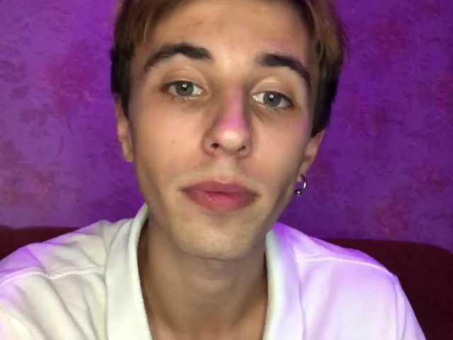 Live sex webcam photo for Markfk #289598611