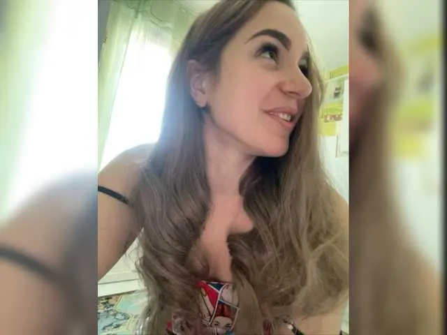 Live sex webcam photo for Markkizaa #277025653