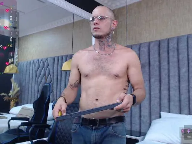 Live sex webcam photo for MarksKlein #290351712