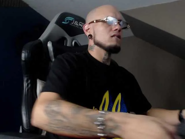 Live sex webcam photo for MarksKlein #291012935