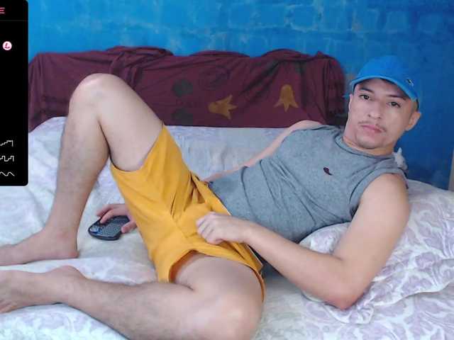 Live sex webcam photo for Marrento7 #276667659