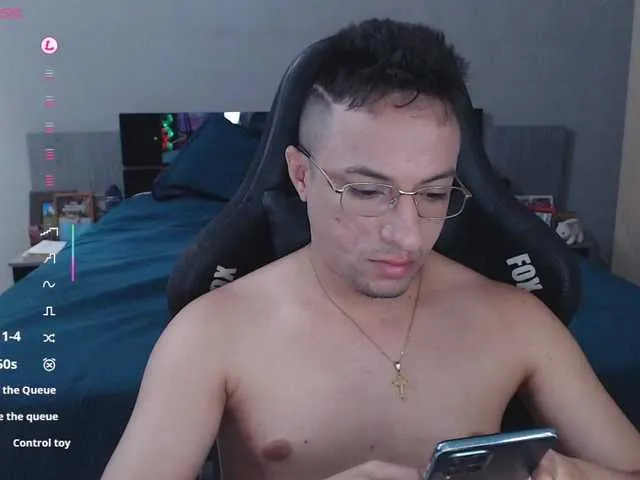 Live sex webcam photo for Marrento7 #292268016