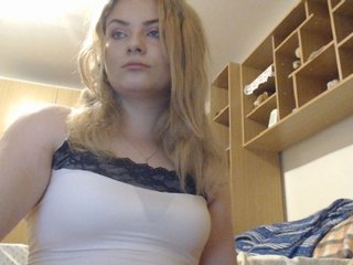 Live sex webcam photo for Marrrisssa #163845222