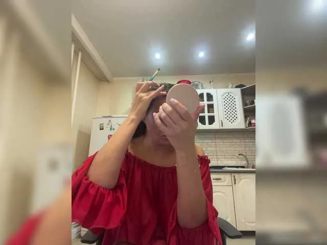 Live sex webcam photo for MartaGros #292141966