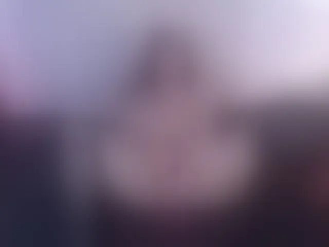 Live sex webcam photo for MarthinaBlu #292692655