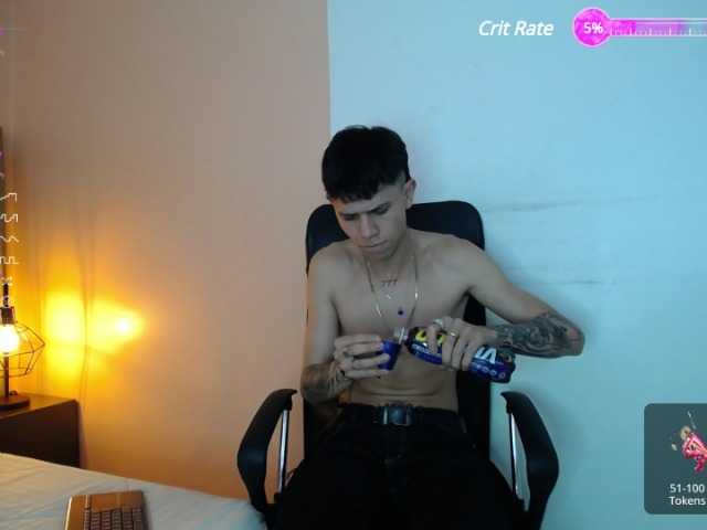 Live sex webcam photo for Martiin-xxx #276768319