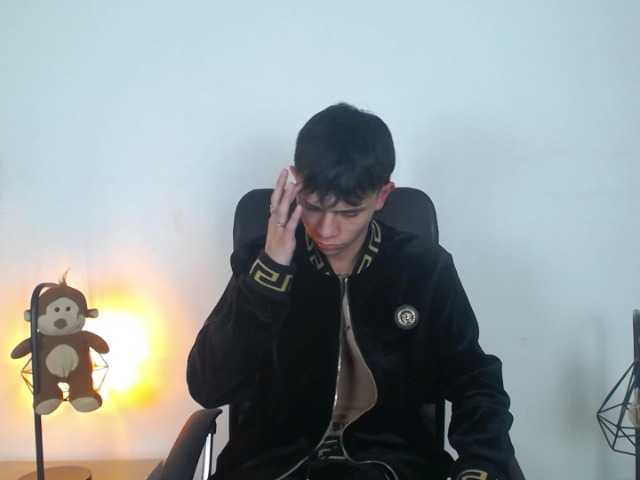 Live sex webcam photo for Martiin-xxx #277153793