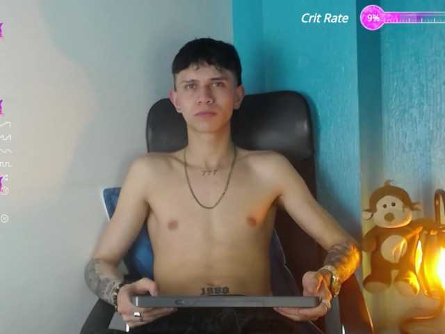 Live sex webcam photo for Martiin-xxx #277180910