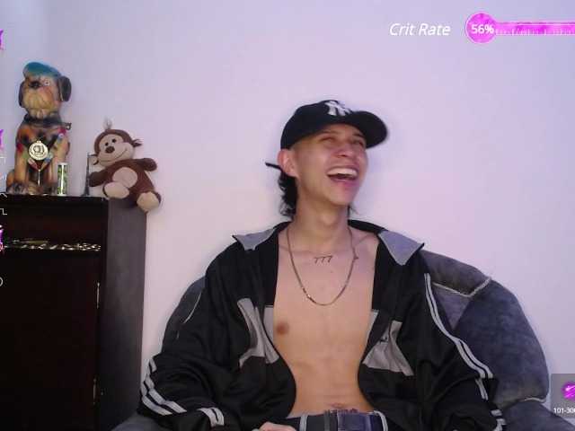 Live sex webcam photo for Martiin-xxx #277463381