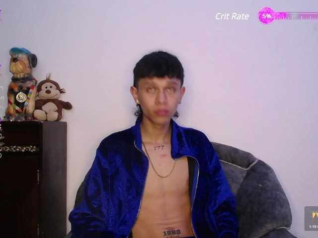 Live sex webcam photo for Martiin-xxx #277621416