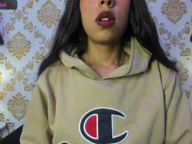 Live sex webcam photo for Martiina-lopez #290353513