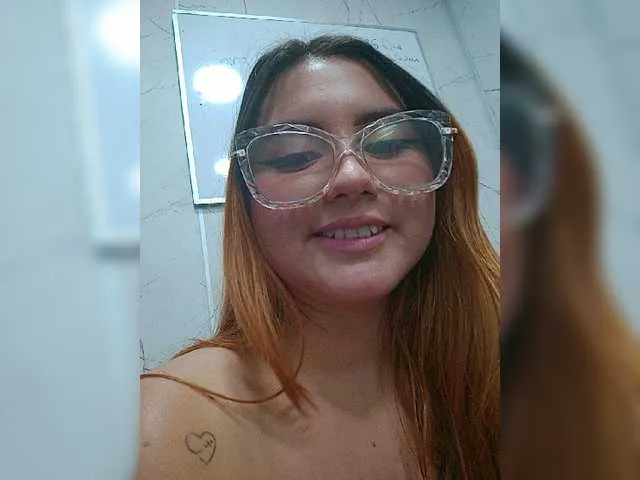 Live sex webcam photo for MartiinaGomez #276414537
