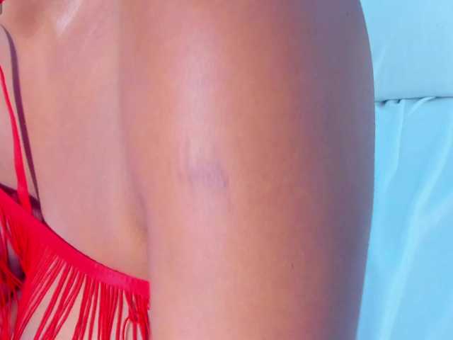 Live sex webcam photo for Martina-Jackson- #277846583