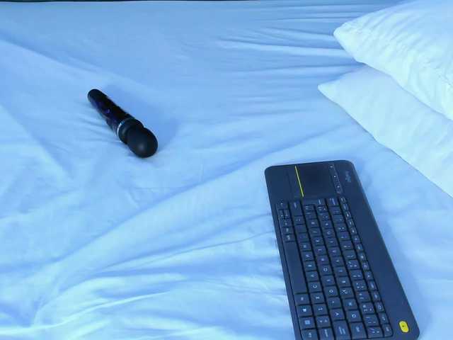 Live sex webcam photo for Martina-Jackson- #277922330