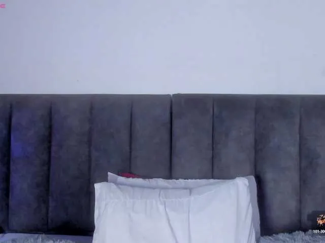 Live sex webcam photo for Martina-Jackson- #292298466