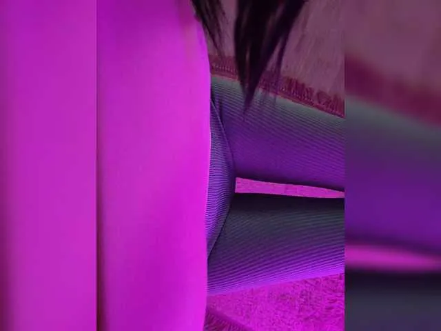 Live sex webcam photo for Marussiaa #290756181