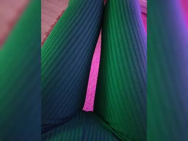 Live sex webcam photo for Marussiaa #290852781