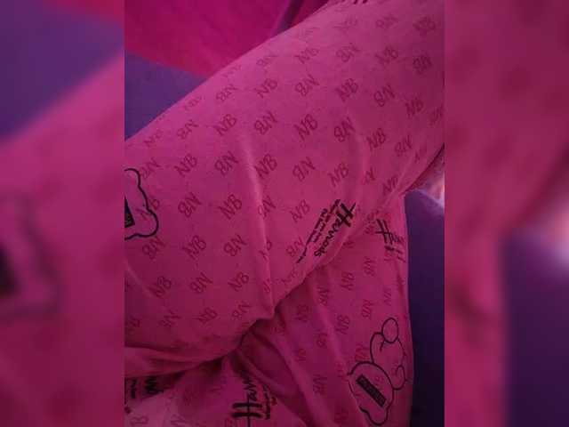 Live sex webcam photo for Marussiaa #291924763