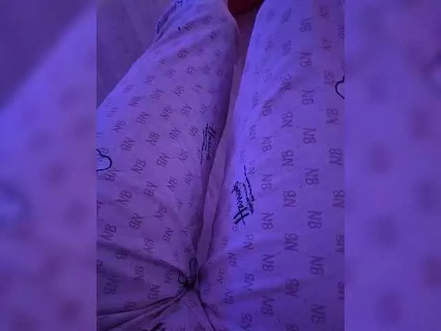 Live sex webcam photo for Marussiaa #292294039